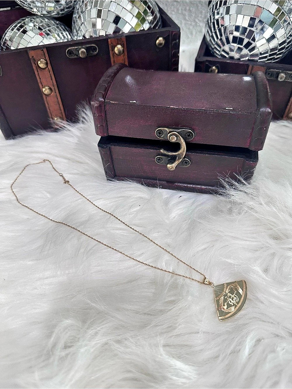 Vintage Dragon Pendant Necklace in Gold